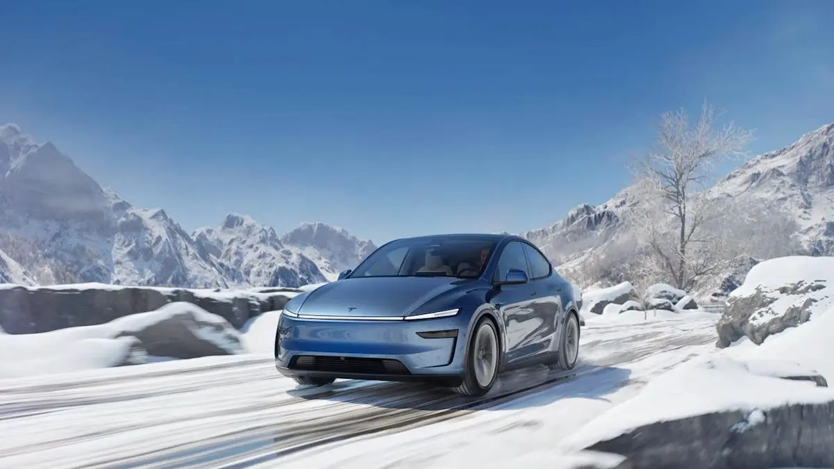 Autonomous vehicle navigating challenging snowy road conditions