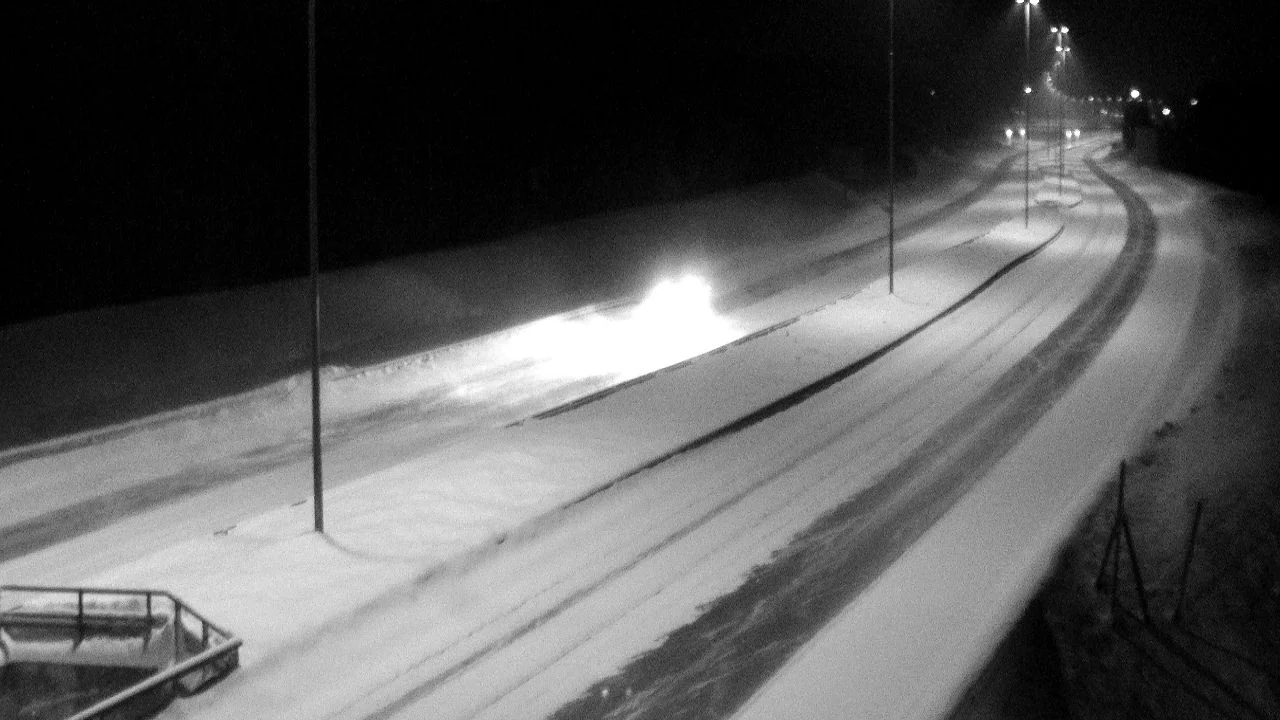 Real-time low μ detection for autonomous vehicle safety Roadside camera detecting low friction coefficient on snow-covered road
